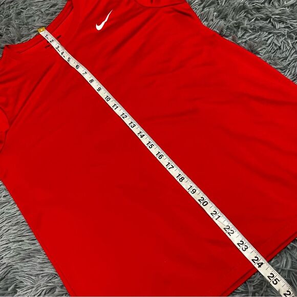 The Nike Tee Red Short Sleeve Shirt Size Large - Picture 6 of 7